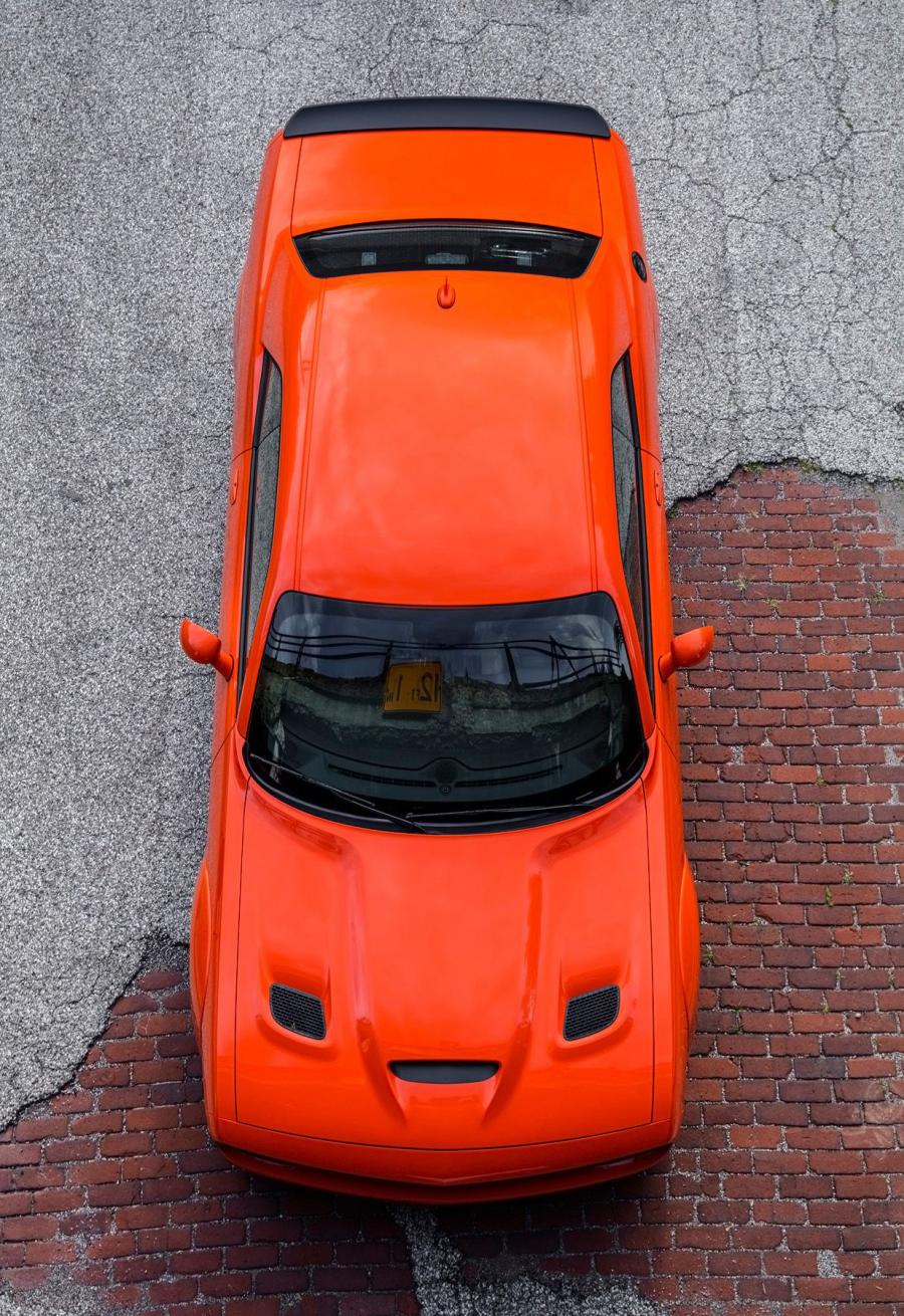  Dodge Challenger SRT Hellcat Widebody 2017 года  (фото 55 из 69)